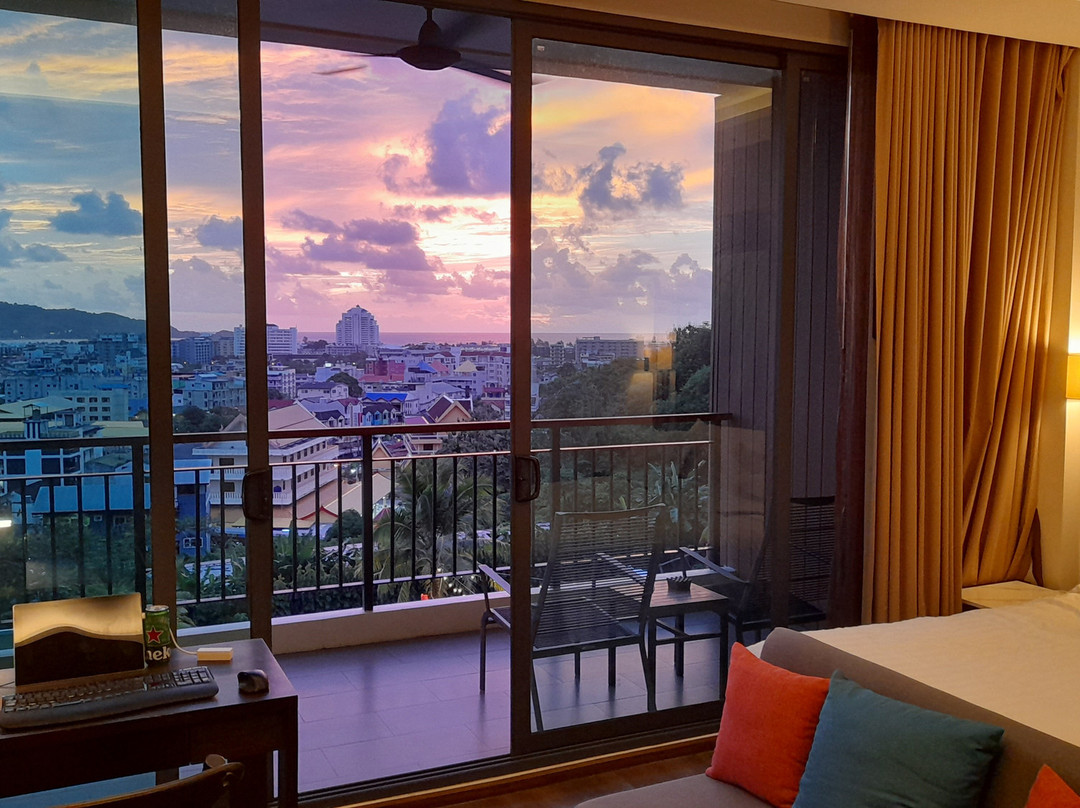 Skyview Resort Phuket Patong Beach主图
