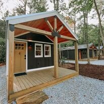 Hartwell Cabins And RVs