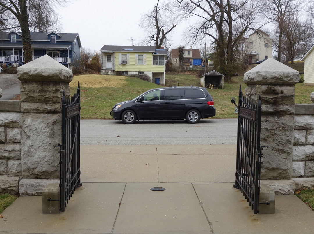 North Alton Confederate Cemetery景点图片