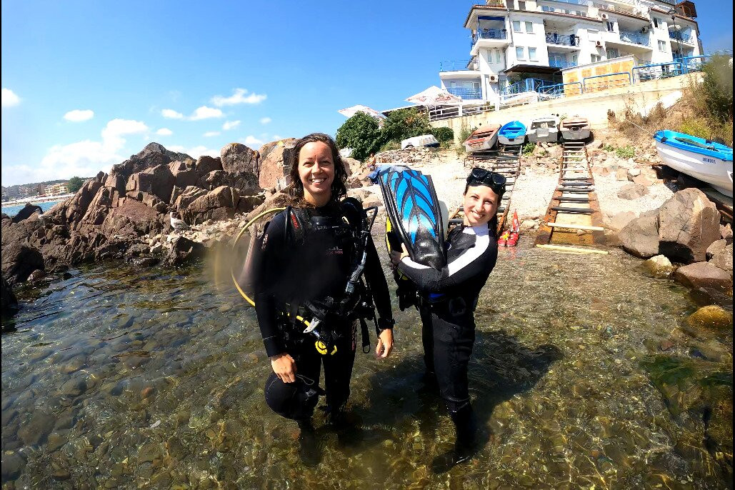 Diving Centre Max-Lozenets必去景点