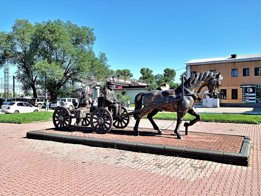 Monument to the First Settlers