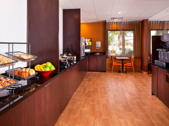 Fairfield by Marriott Inn & Suites Houston Hobby Airport主图