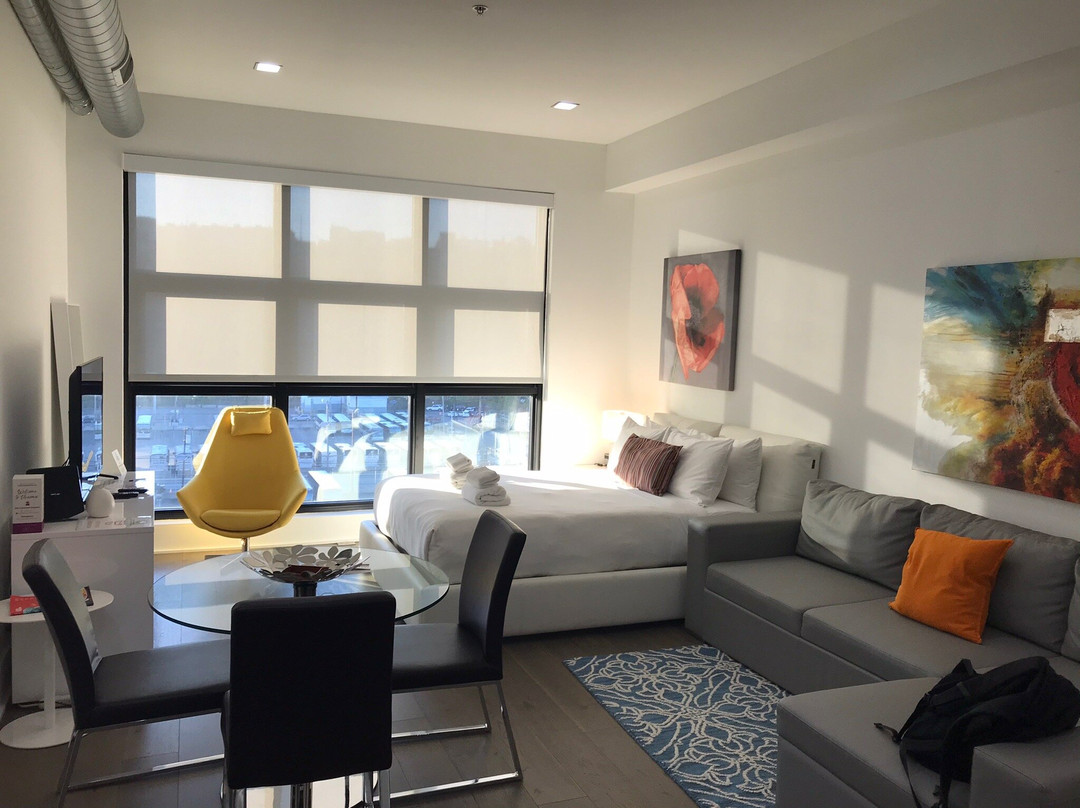 Dharma Home Suites Hoboken at Novia主图