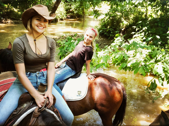 Seventy-Four Ranch B & B主图