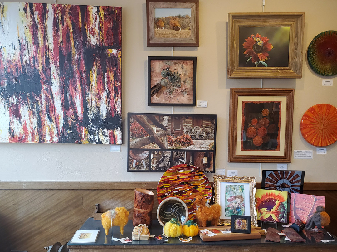 The Left Bank Shop and Gallery景点图片
