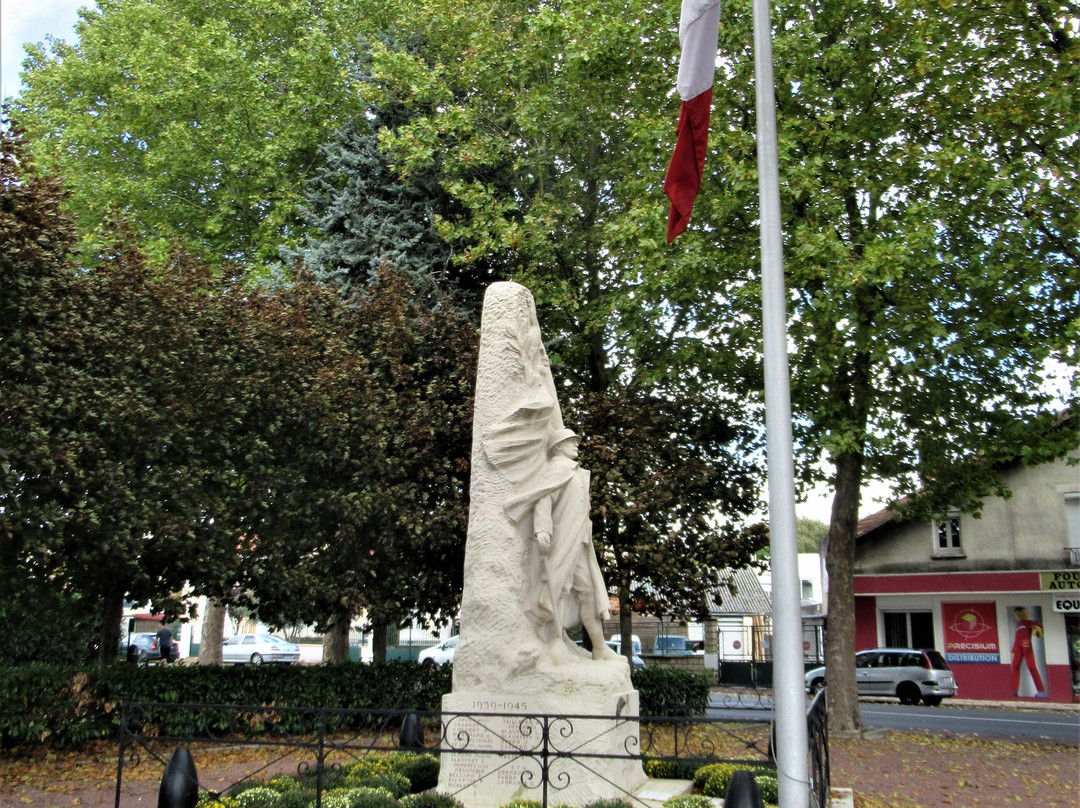 Monument Communal景点图片