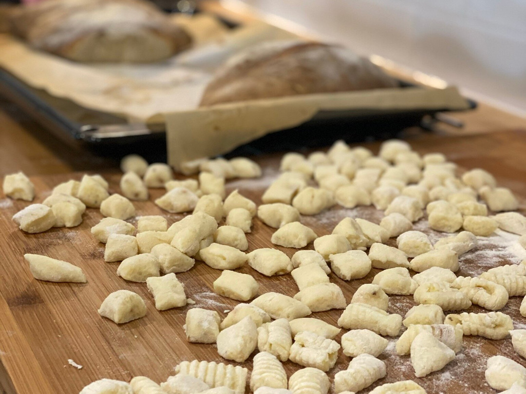 Italian Cooking Experience with Stefano Marvello-Burradoo必去景点