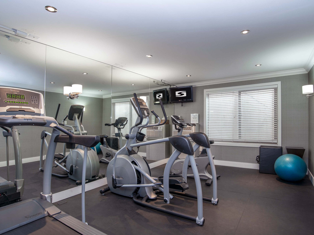 Sandman Hotel & Suites Vernon主图