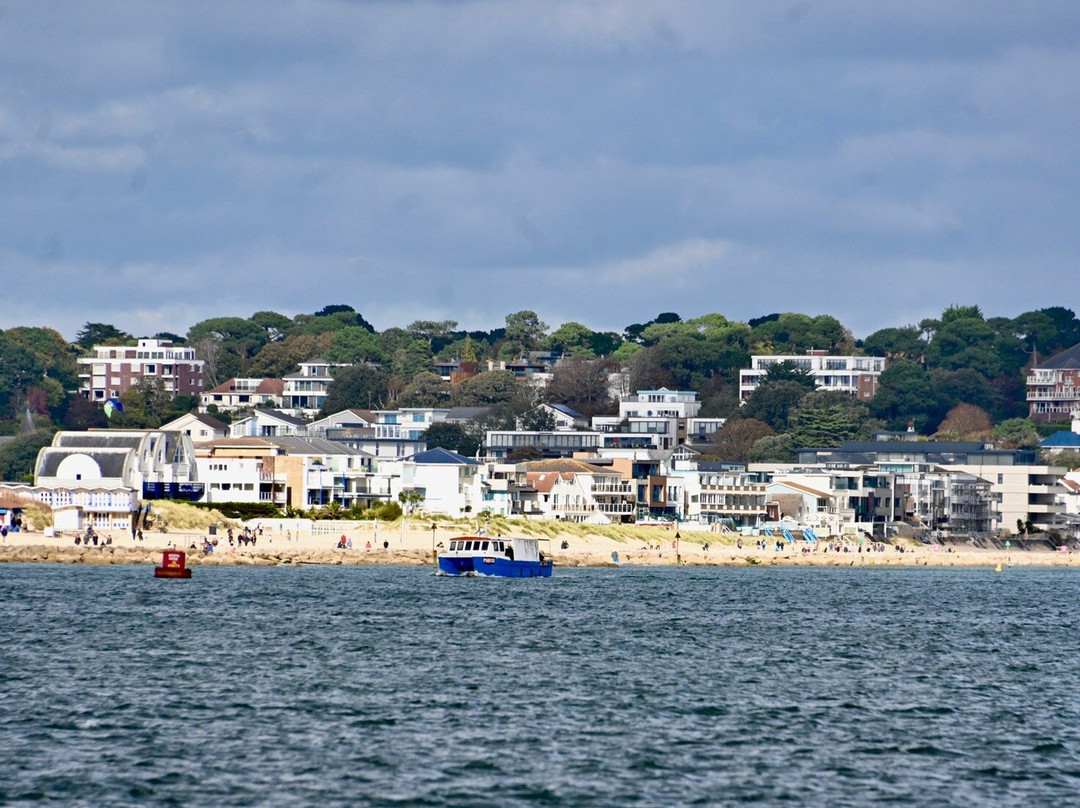 Sandbanks Ferry-普尔必去景点