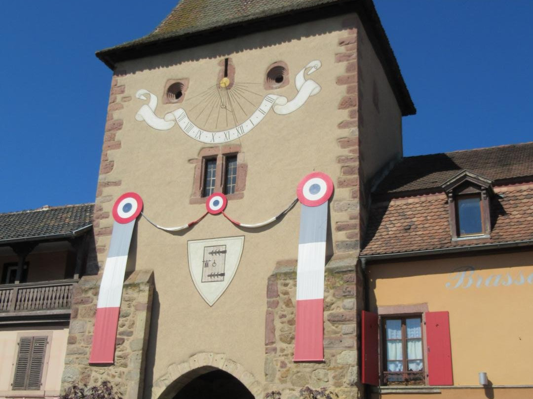 La Porte de France-图克汉必去景点