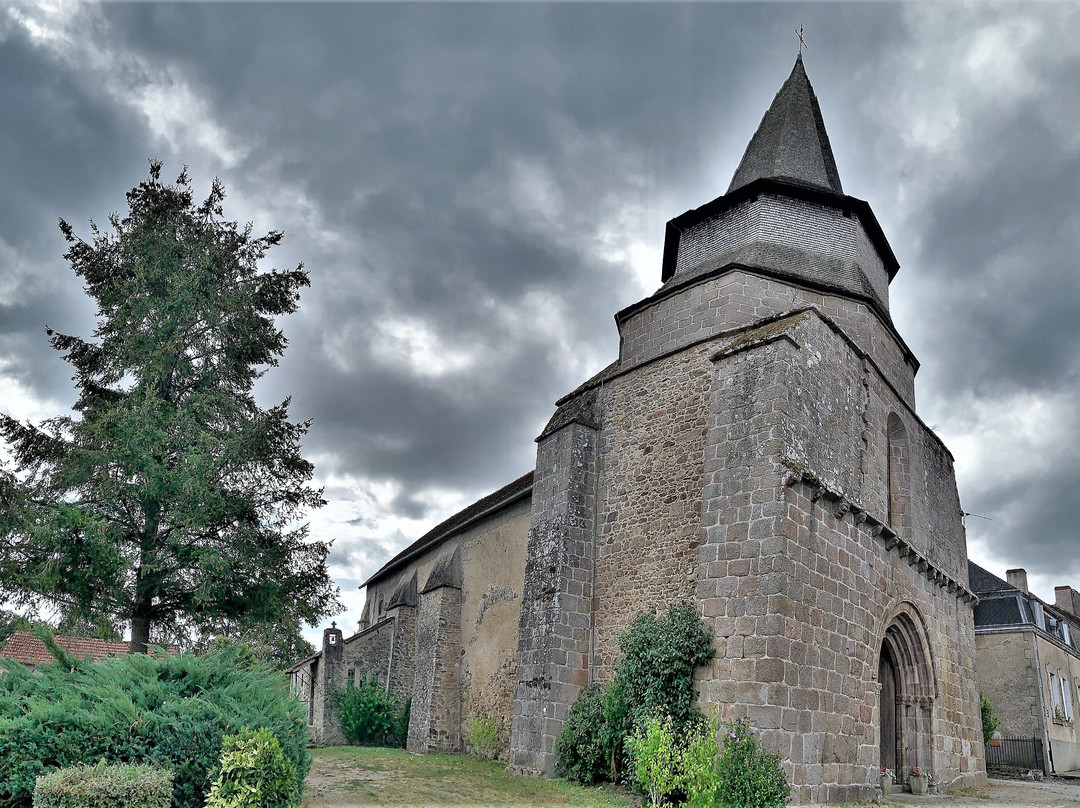 Eglise Saint-léger-Saint-Leger-Magnazeix必去景点