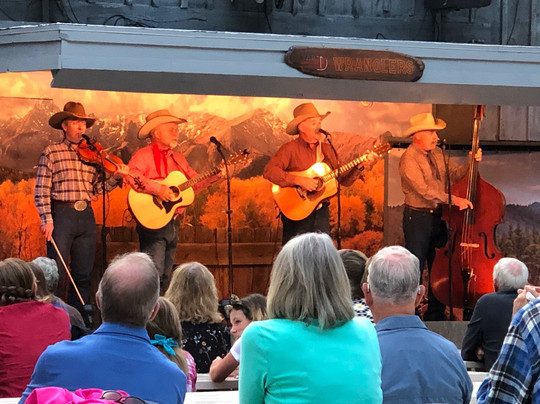 Bar D Chuckwagon Suppers-杜兰戈必去景点