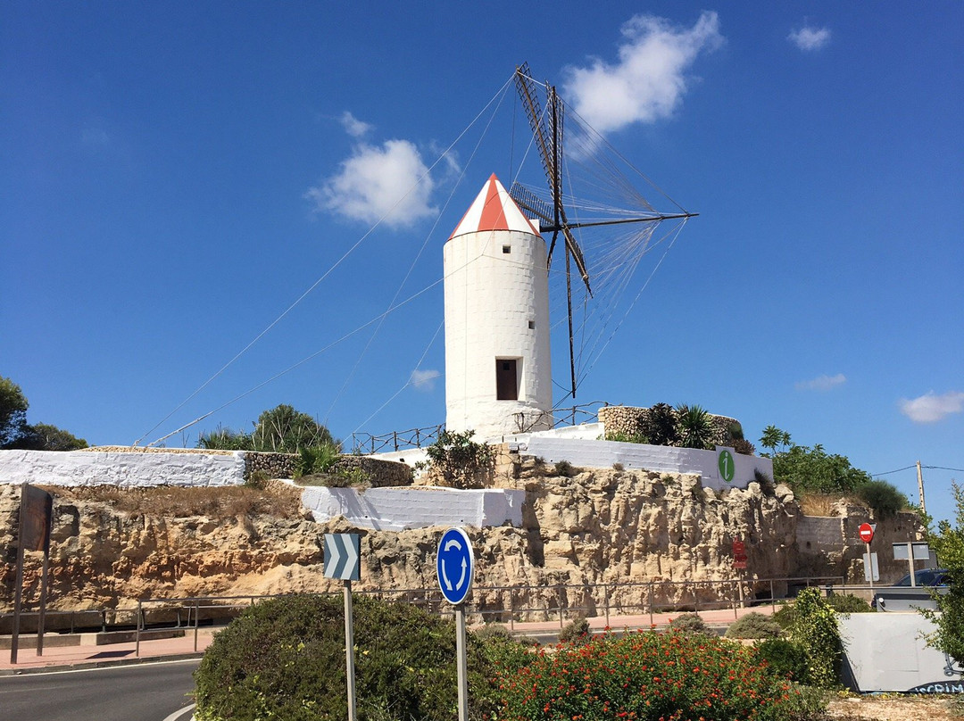 Cala Fonts-Es Castell必去景点