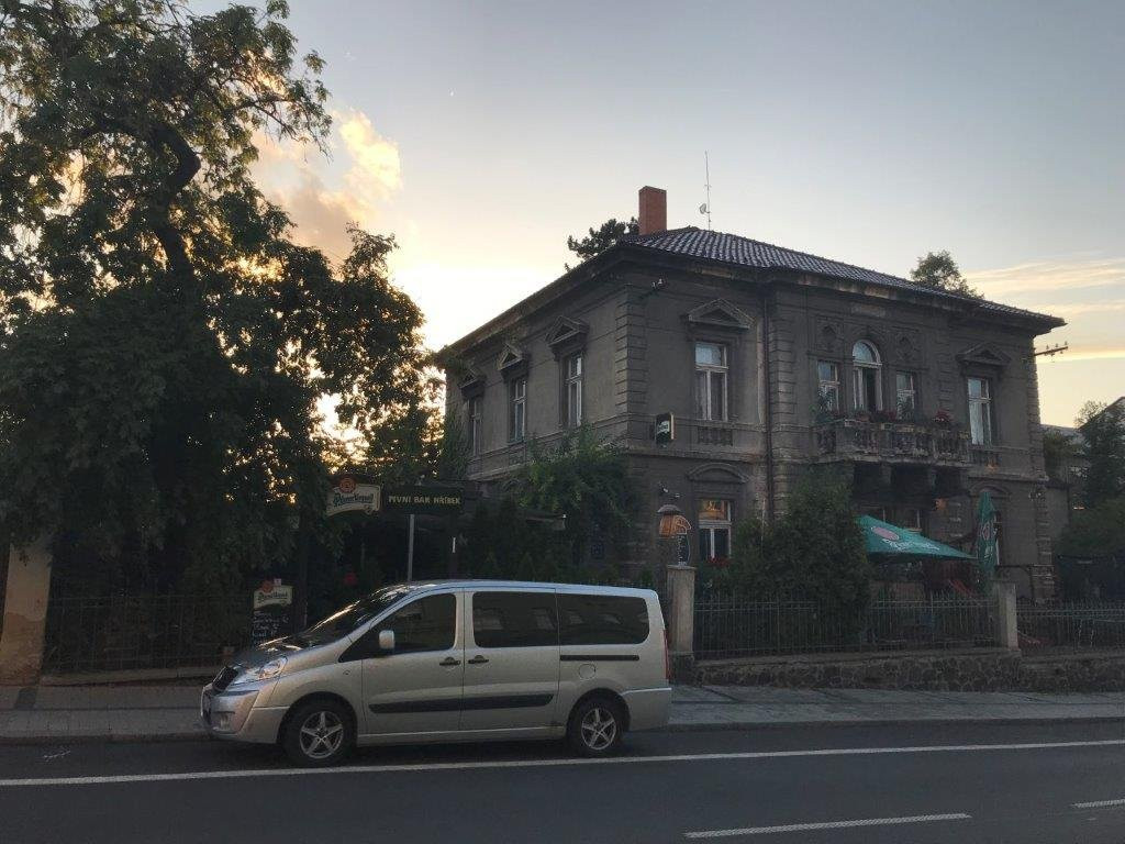 Pivní Bar Hříbek