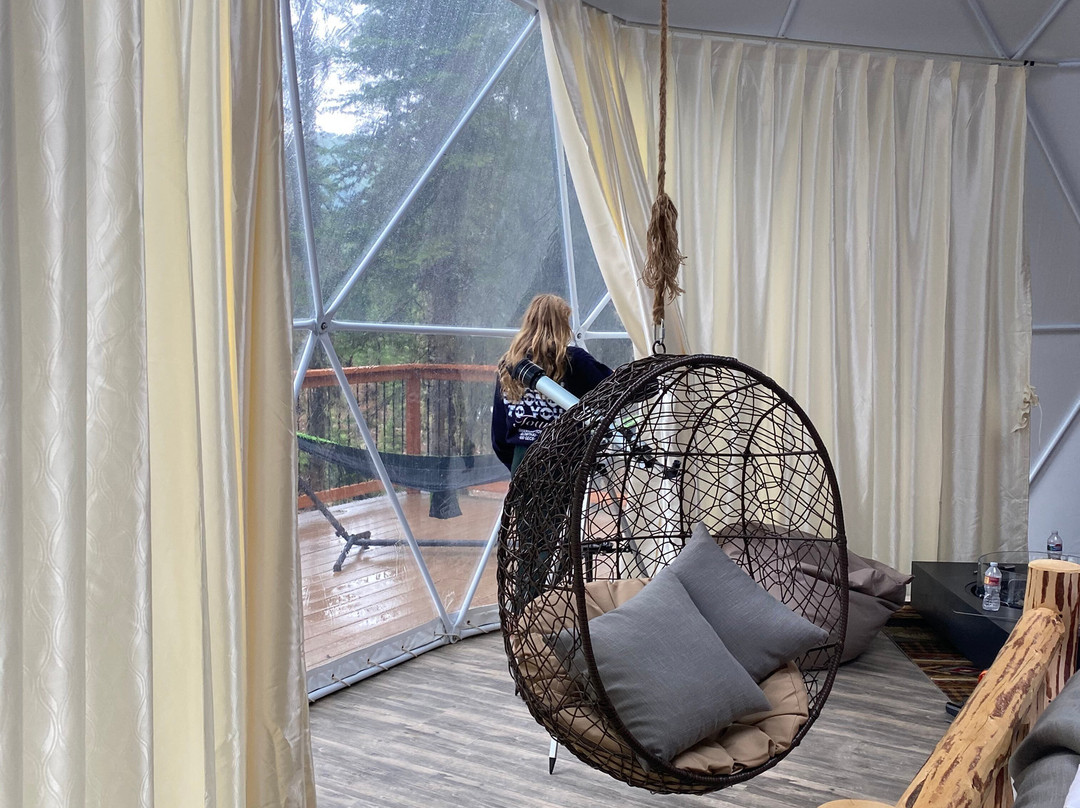 Stanton Creek Cabins主图