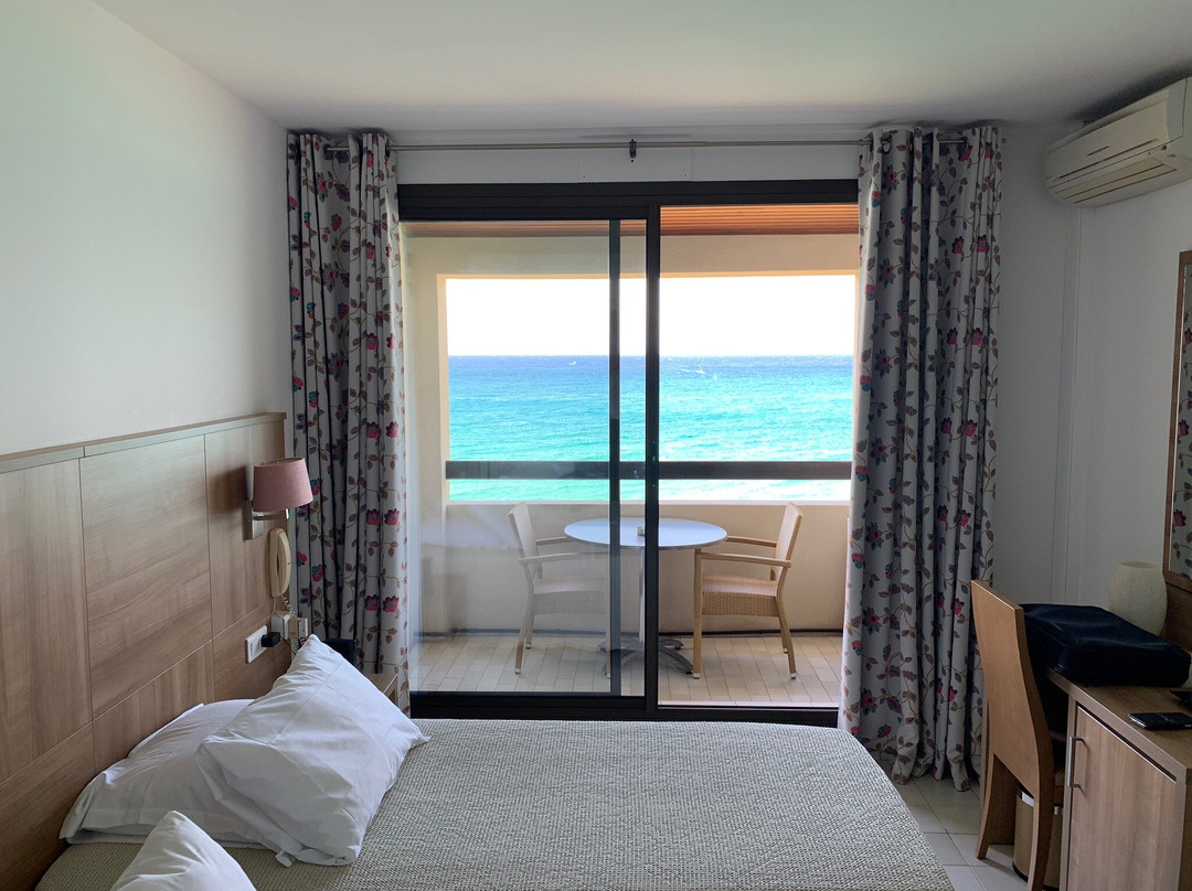 Hotel Beau Rivage主图