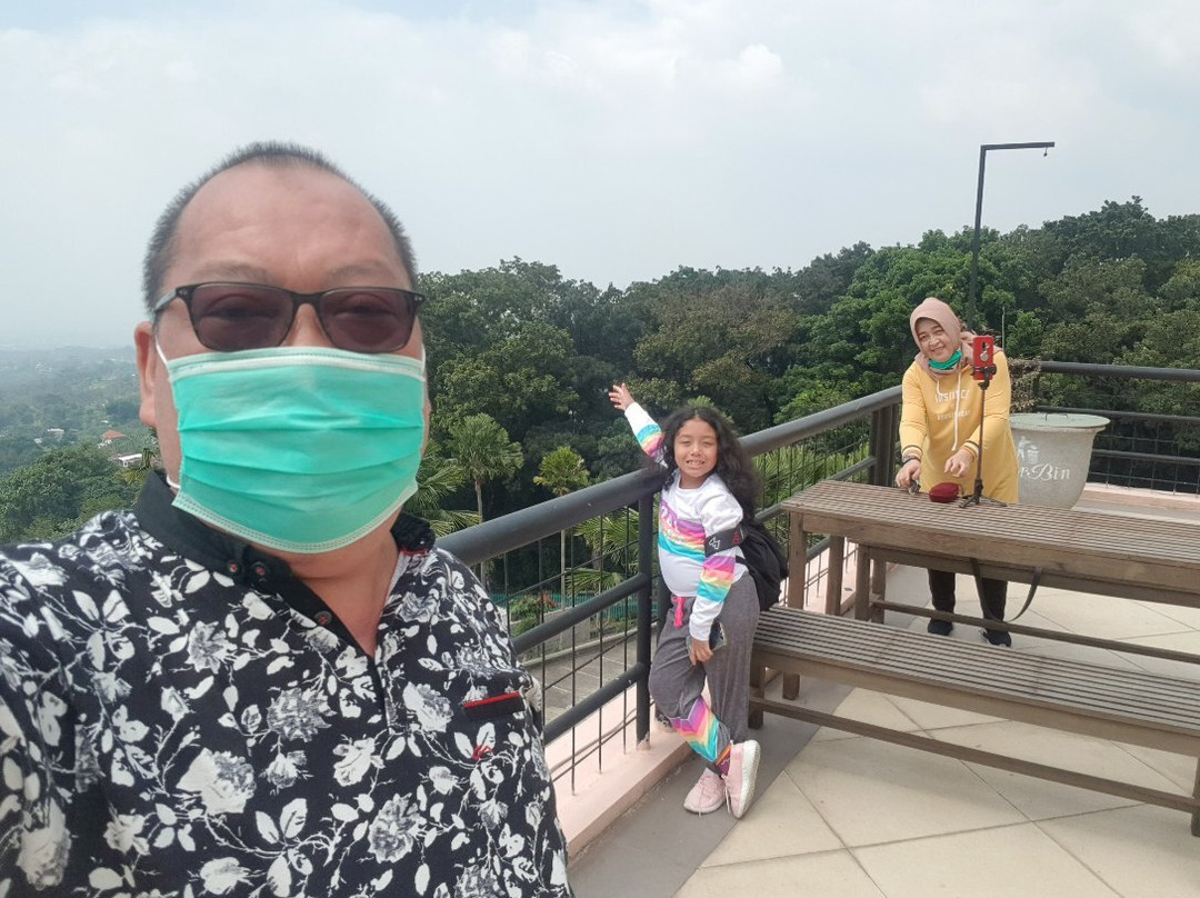 沙努尔皇家酒店主图