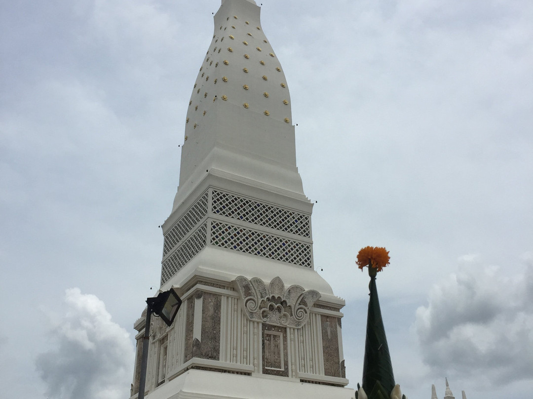 Phra That Tha Uthen景点图片