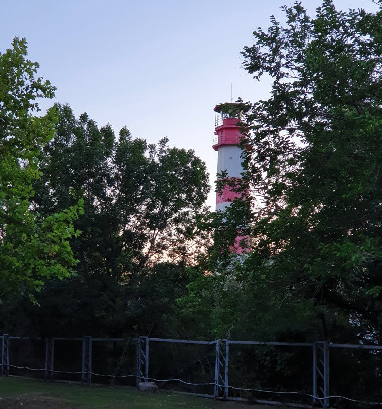 Lighthouse on Cape Tolsty景点图片