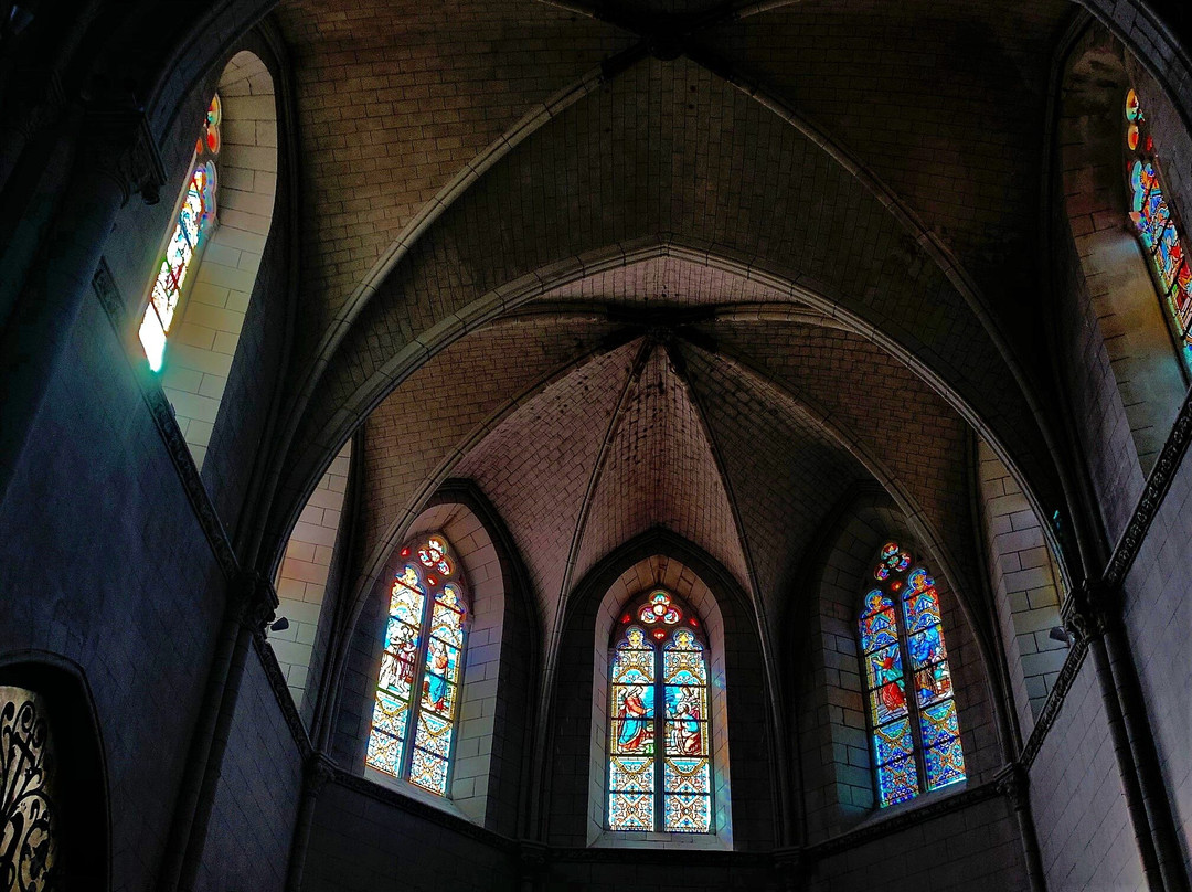 Eglise Saint-pierre-Cugand必去景点