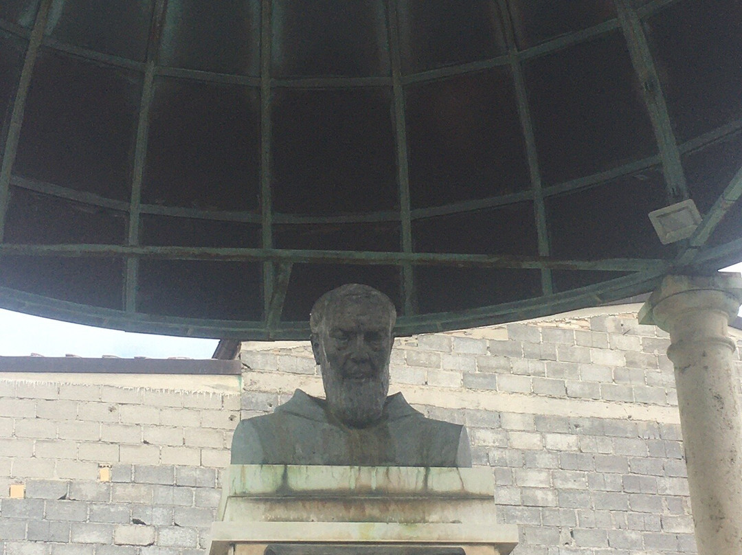 Monumento a Padre Pio景点图片