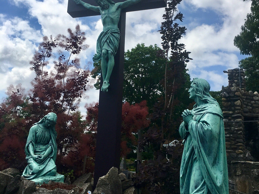 St. Margaret's Shrine景点图片
