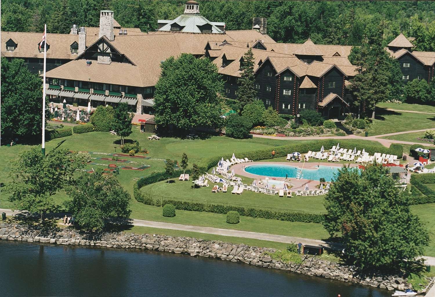 Fairmont Le Chateau Montebello-官方