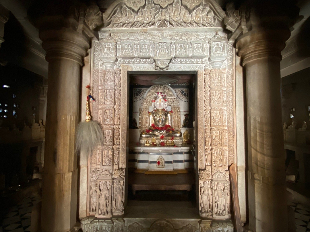 Muchchal Mahavir Temple-Kumbhalgarh必去景点