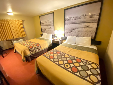 欧克雷尔速8酒店主图