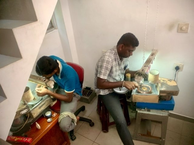 Crescent Gem Tours-拉非尼亚山必去景点