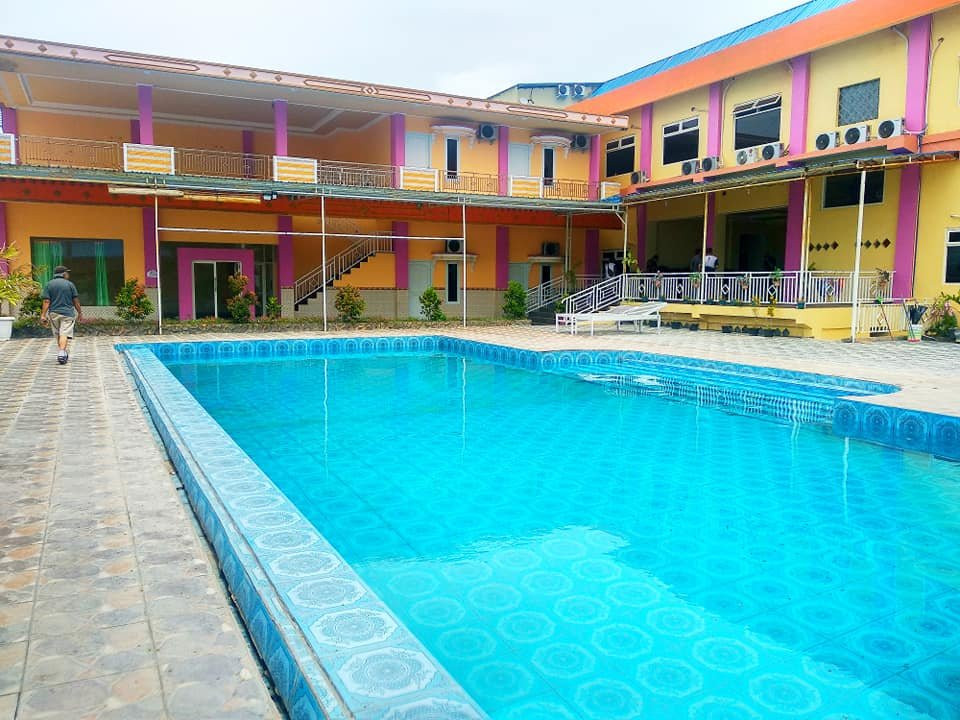 Lokaria Indah Beach Hotel