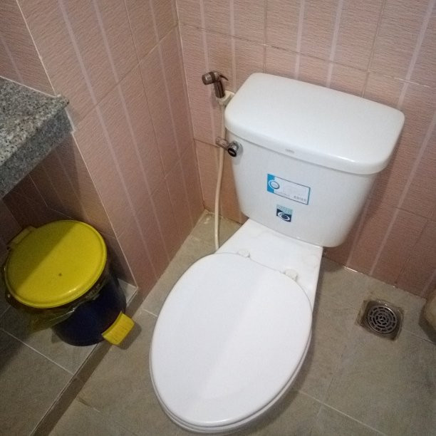 Golden River Hotel主图