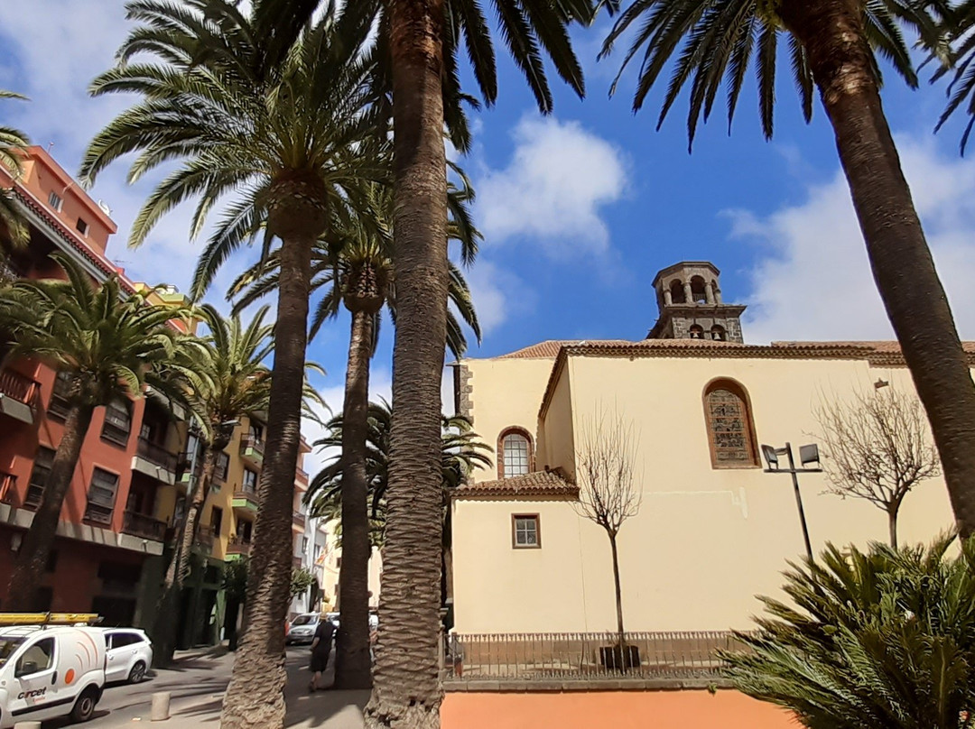 Church and Convent Saint Agustin-拉古纳的圣克里斯托波尔城必去景点