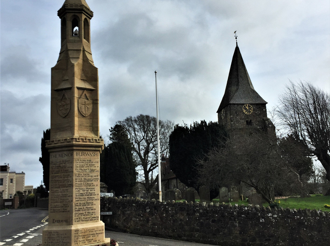 Burwash War Memorial景点图片