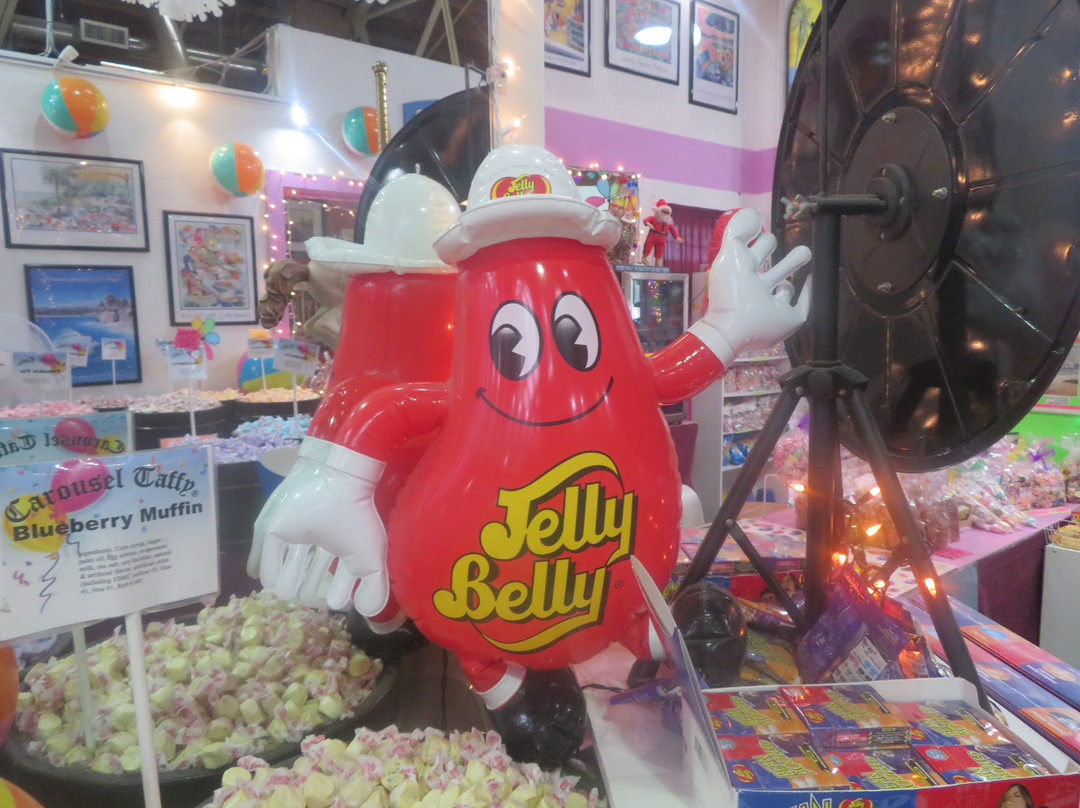 Capitola Mercantile-卡皮托拉必去景点