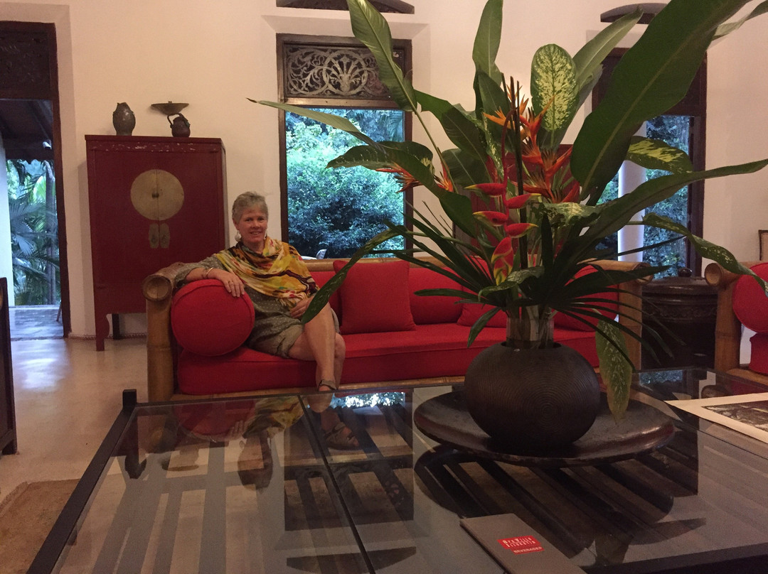 伊鲁克提亚别墅酒店主图