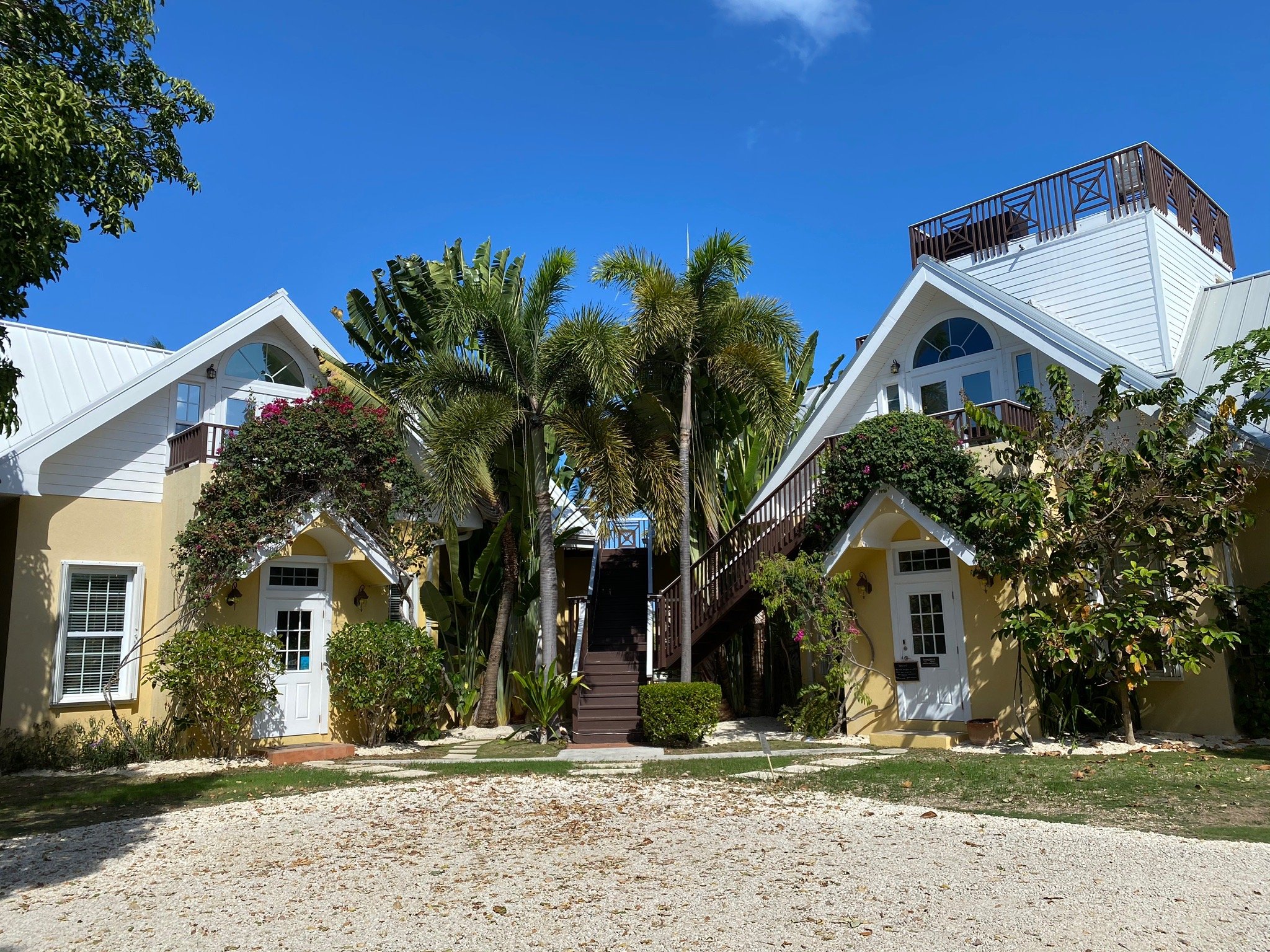 Shangri-La Bed & Breakfast-官方