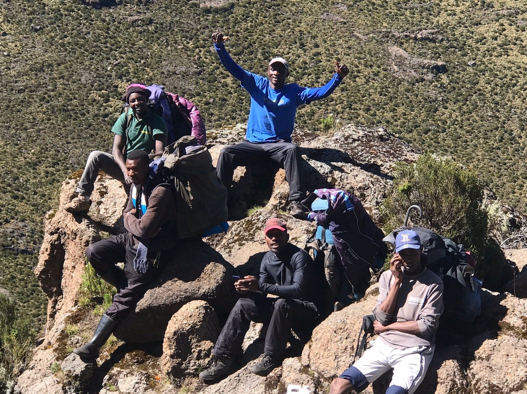 Mk Snow Tours And Travel-Naro Moru必去景点