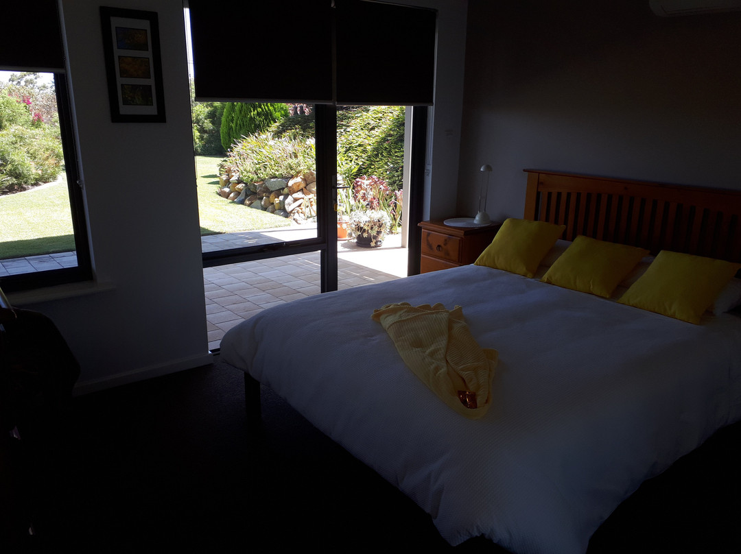 Tibooburra Bed & Breakfast Kalamunda
