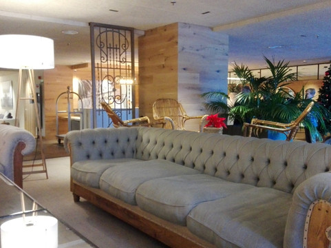 塞维利亚泽尼特酒店主图