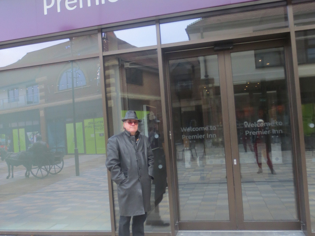 Premier Inn Horsham Town Centre主图