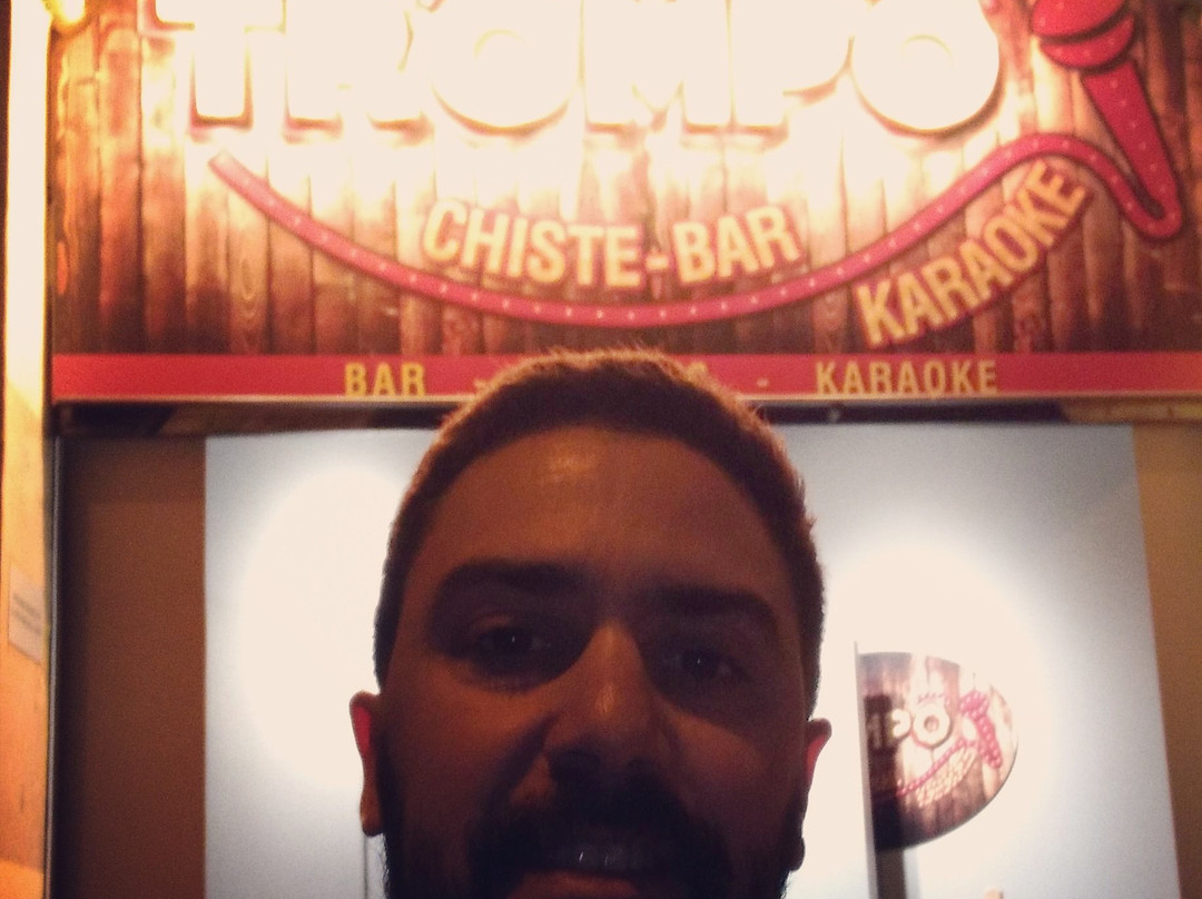 Trompo Chiste Bar Karaoke景点图片