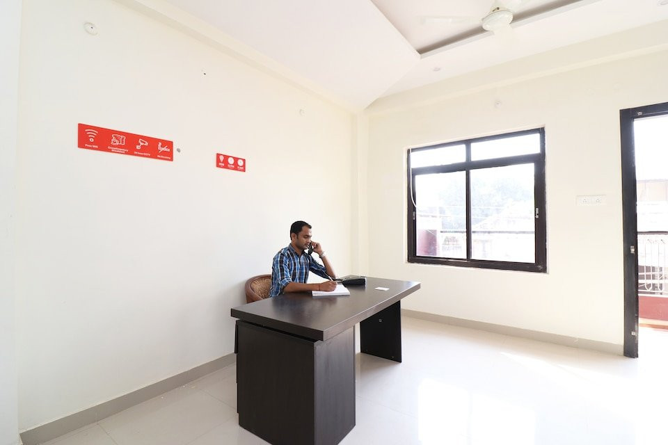 OYO 27941 Sangam Darshan主图