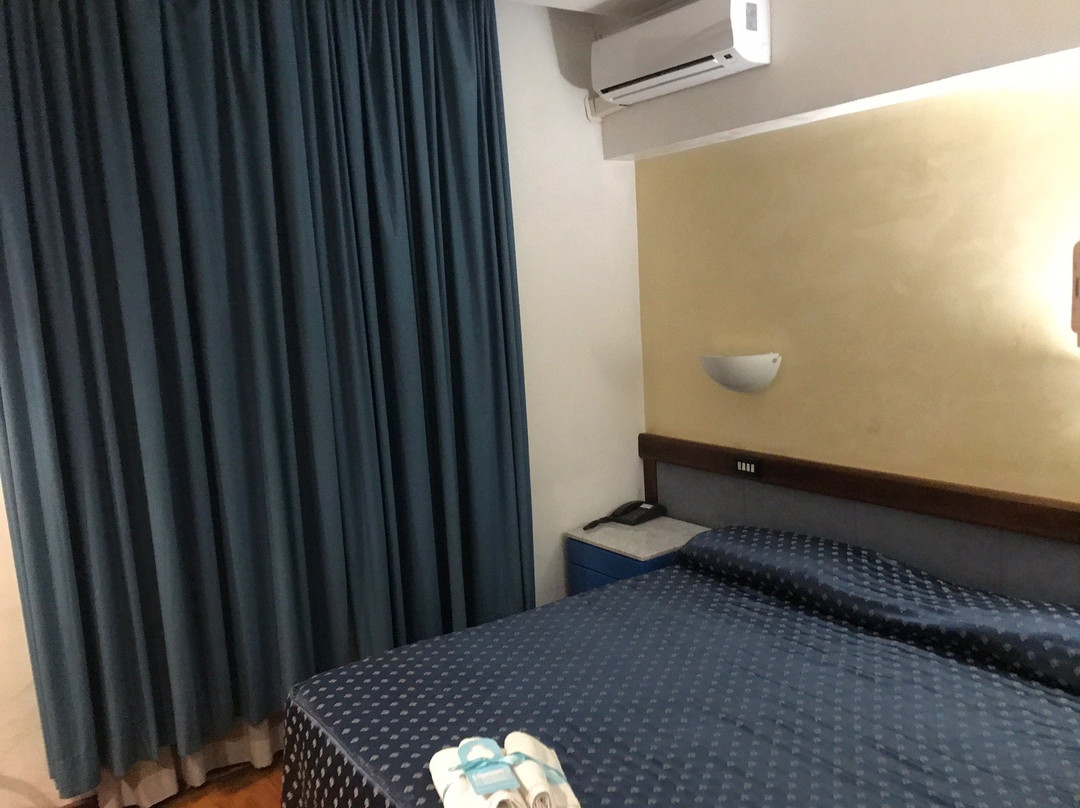 Hotel De La Ville主图
