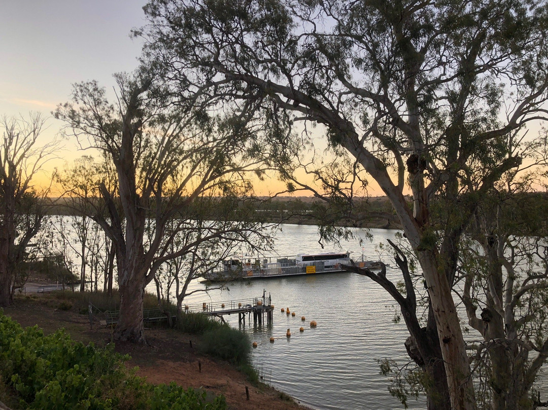 Swan Reach Hotel主图