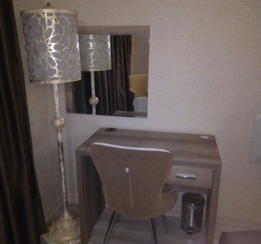 Hotel Business Han主图