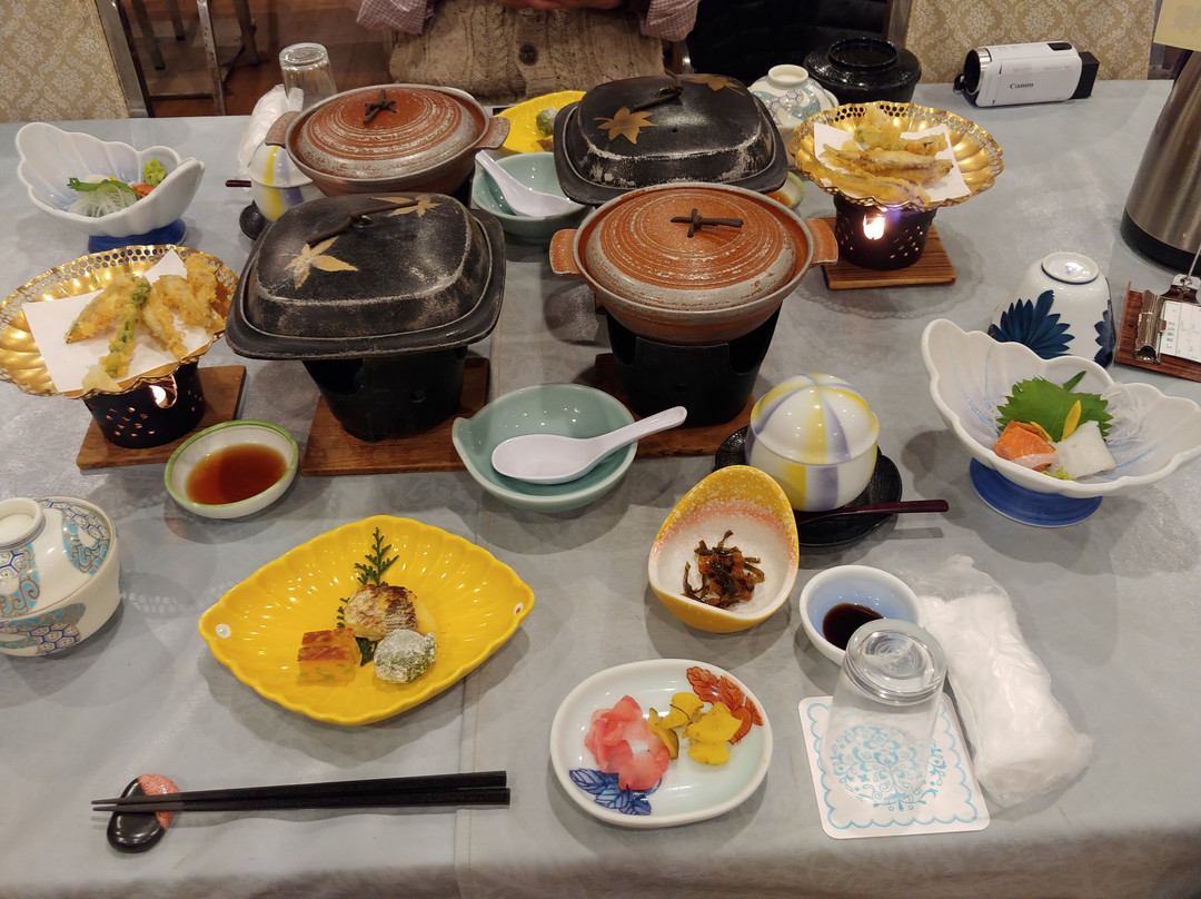 御前水酒店主图