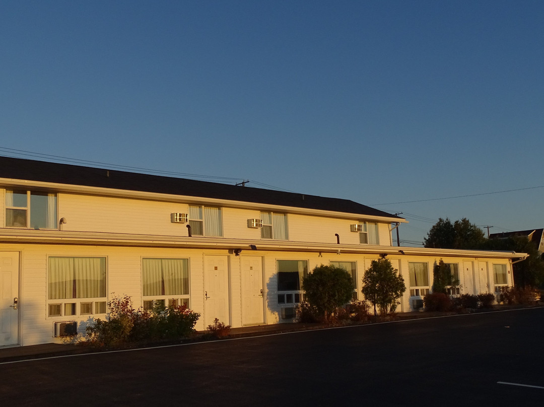 Econo Lodge & Suites主图