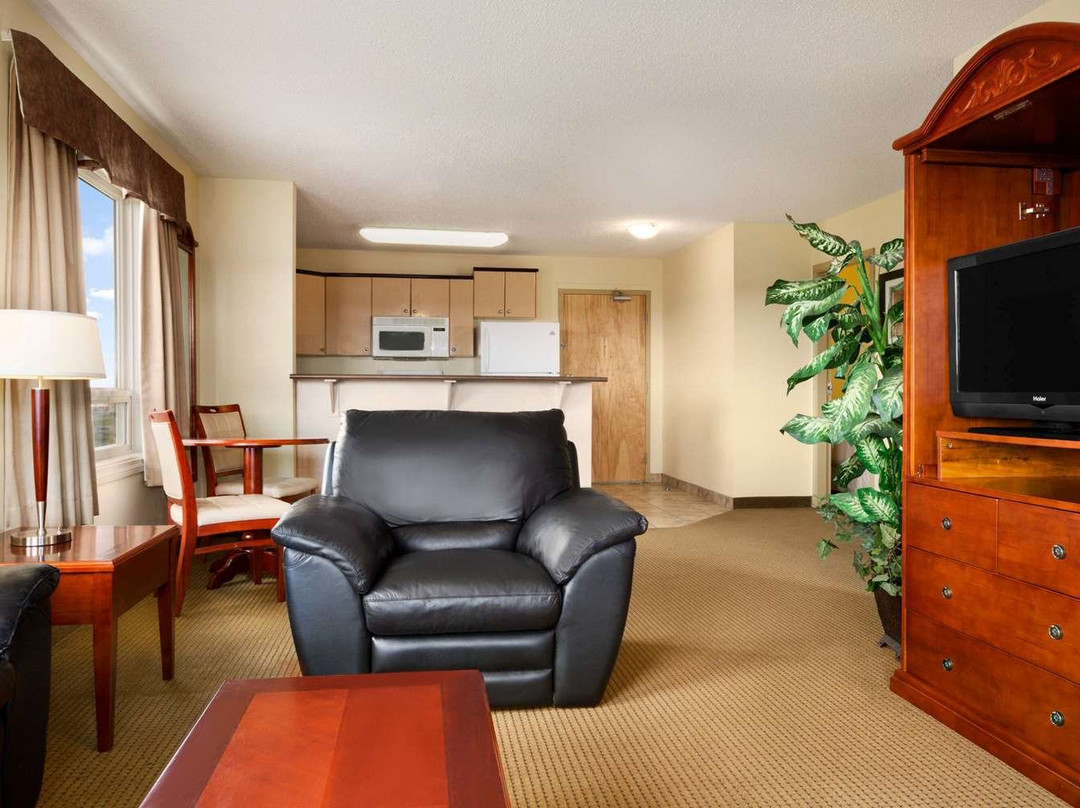 Days Inn by Wyndham Bonnyville主图