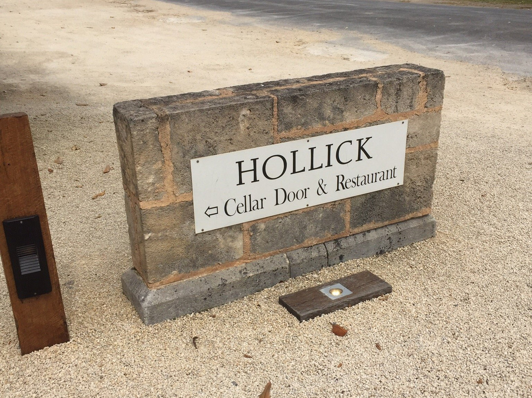 Hollick Estates景点图片